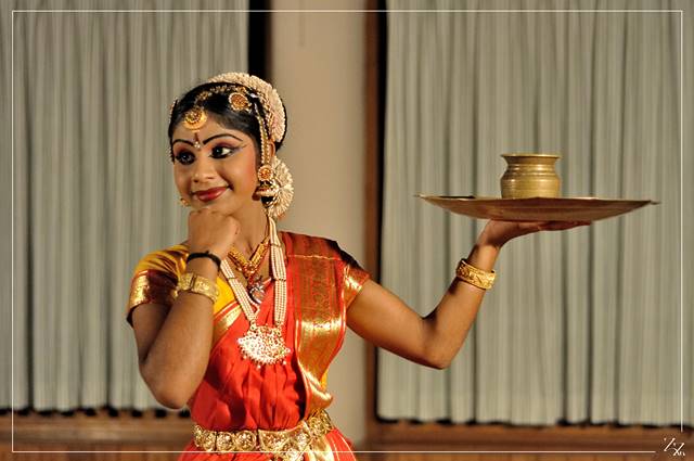 50985 Bharata Natyam 01-2014 (Zz) (Copier).jpg